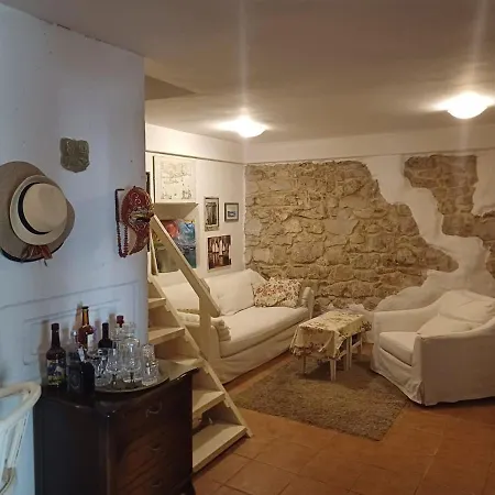 Artisana Holiday home *